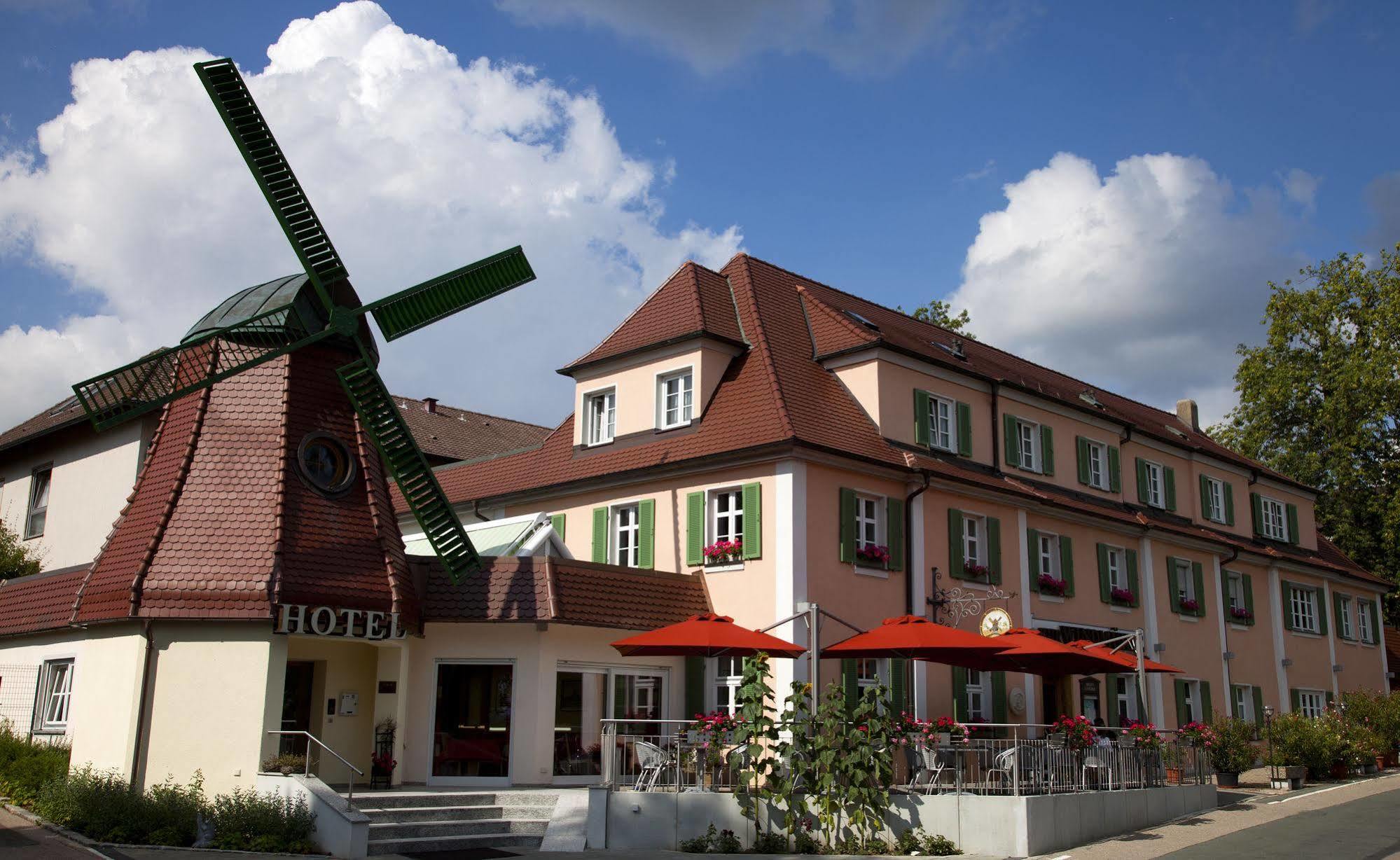 Hotel Restaurant Zur Windmuhle Ansbach Buitenkant foto